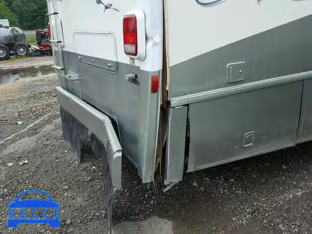 1999 FORD MOTORHOME 3FCNF53S7XJA02609 image 8
