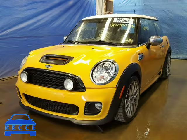 2009 MINI COOPER SPO WMWMF93549TF96365 зображення 1