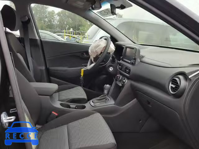 2018 HYUNDAI KONA SE KM8K12AA8JU068142 Bild 4