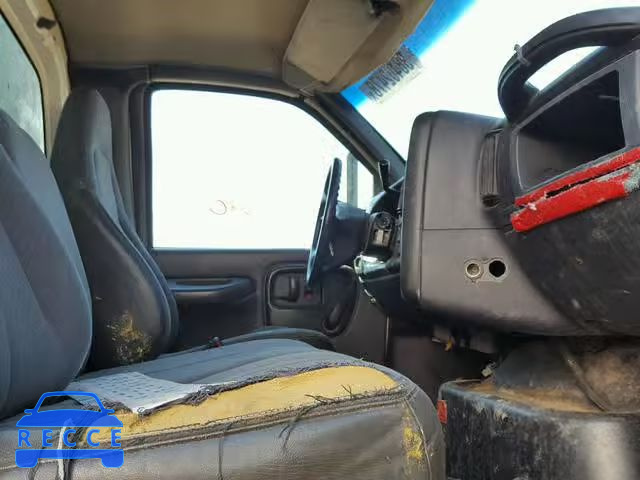 2005 GMC C7500 C7C0 1GDJ7C1C85F518397 image 4