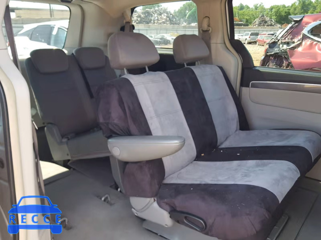 2010 VOLKSWAGEN ROUTAN S 2V4RW4D16AR360063 image 5