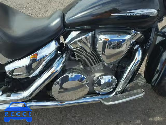 2004 HONDA VT1300 S 1HFSC52094A103742 image 6