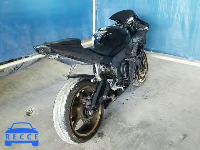 2009 YAMAHA YZFR6 S JYARJ06E39A041345 Bild 3