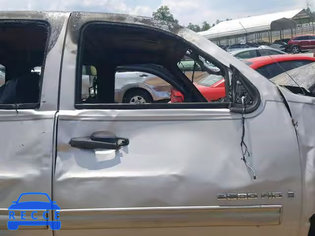 2009 GMC SIERRA C25 1GTHC53K99F118014 image 4