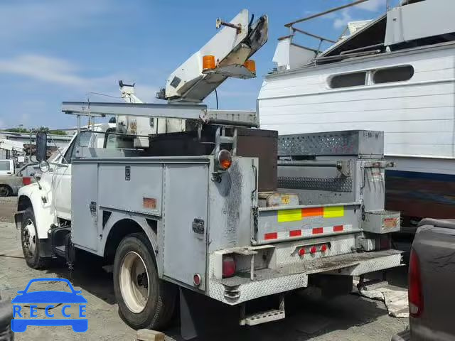 1995 FORD F700 1FDMF70J0SVA82993 image 2