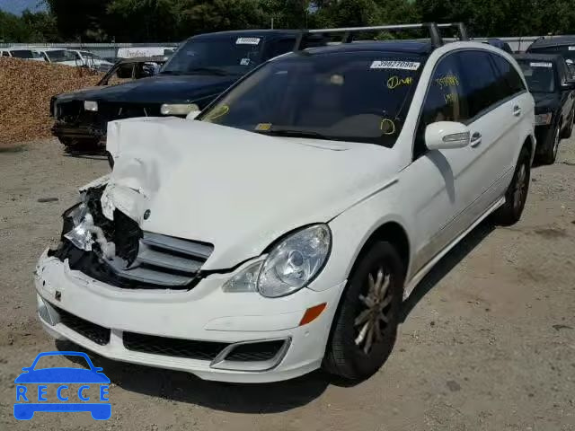 2007 MERCEDES-BENZ R 500 4JGCB75E47A052445 image 1