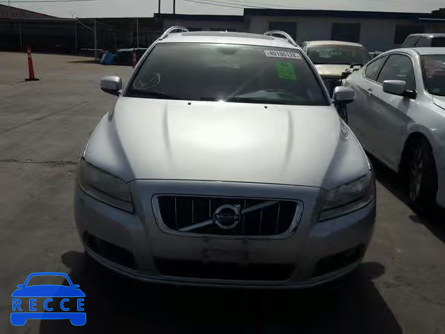 2010 VOLVO V70 3.2 YV1982BW5A1125417 image 8