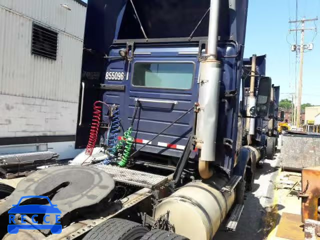 2005 VOLVO VN VNM 4V4M19GF55N383591 image 2