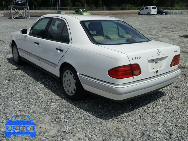 1997 MERCEDES-BENZ E 300D WDBJF20F2VJ028319 image 2