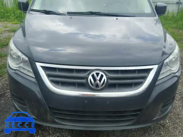 2011 VOLKSWAGEN ROUTAN S 2V4RW4DG1BR642441 image 6