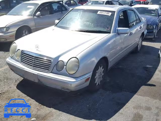 1996 MERCEDES-BENZ E 300D WDBJF20F6TJ004196 image 1