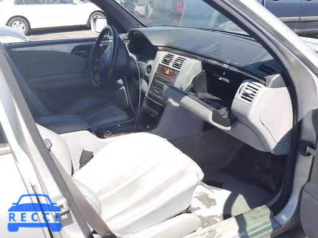 1996 MERCEDES-BENZ E 300D WDBJF20F6TJ004196 зображення 4