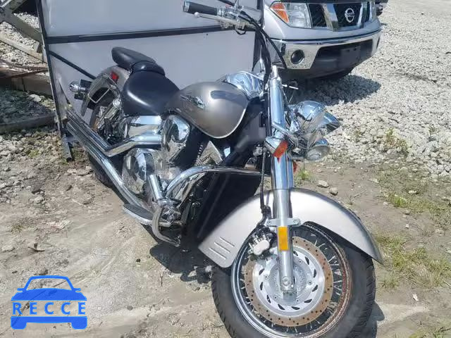 2004 HONDA VT1300 S 1HFSC52014A107364 image 0
