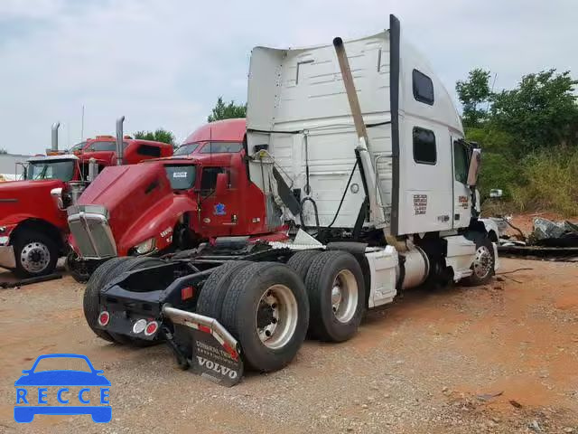 2018 VOLVO VN VNL 4V4NC9EH0JN889441 image 3