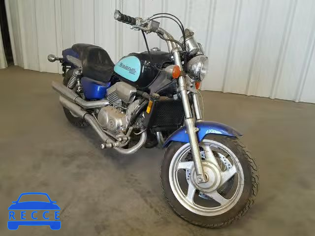 2003 HONDA VF750 C JH2RC431X3M900063 image 0