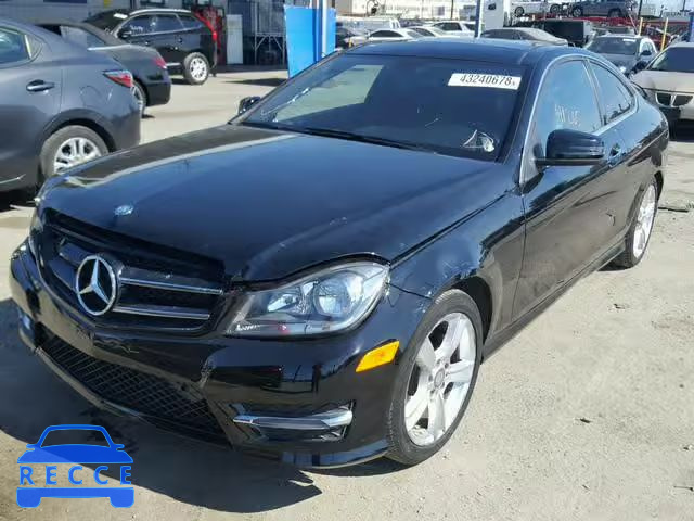 2015 MERCEDES-BENZ C 250 WDDGJ4HBXFG385324 image 1