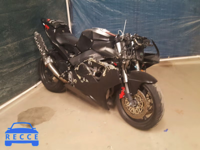 2003 HONDA CBR900 RR JH2SC500X3M104142 Bild 0