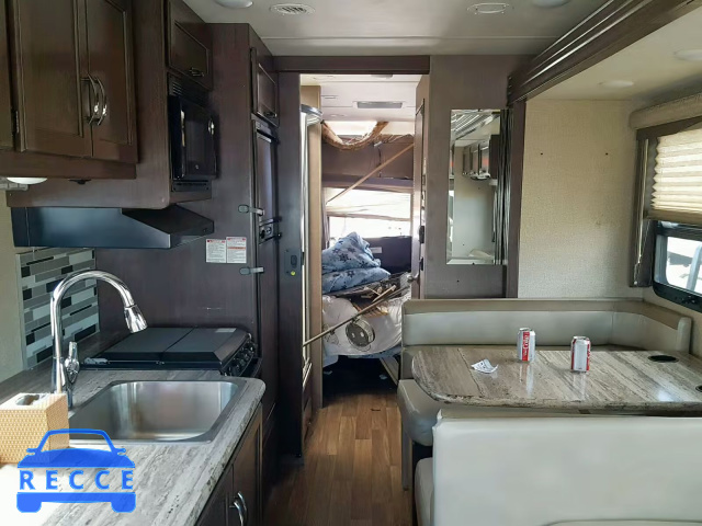 2017 FORD RV 1F65F5DY0H0A12357 image 5
