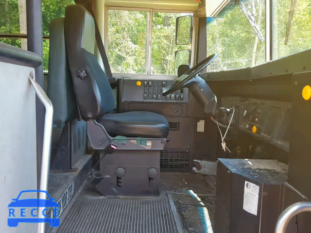 1997 INTERNATIONAL 3000 3800 1HVBBABL8VH449736 image 4