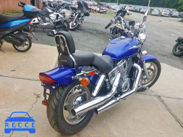 2006 HONDA VT1100 C 1HFSC180X6A002373 Bild 3