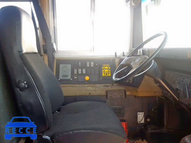 1999 INTERNATIONAL 3000 3800 1HVBBAAN0XH206993 image 4