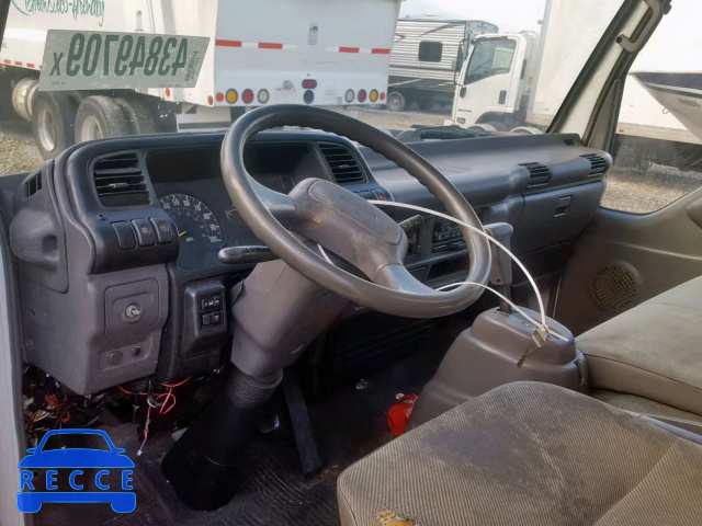 2002 GMC W4500 W450 4KDC4B1R72J800832 Bild 8