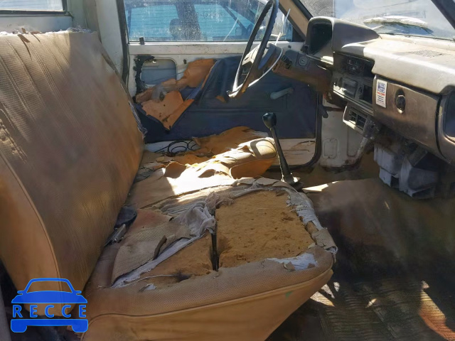 1983 TOYOTA PICKUP 1/2 JT4RN34R3D0082315 image 4