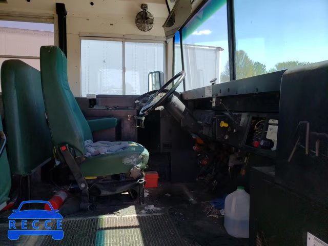 1999 INTERNATIONAL 3000 3800 1HVBBABN3XH203150 image 4