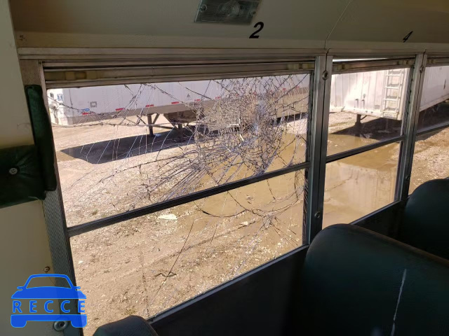 1999 INTERNATIONAL 3000 3800 1HVBBABN3XH203150 image 8