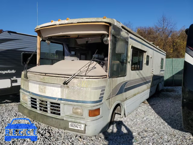 1992 CHEVROLET MOTORHOME 1GBKP37N2N3318896 Bild 1