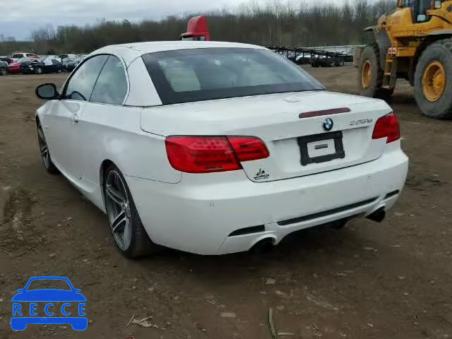 2011 BMW 335IS WBADX1C56BE394097 Bild 2