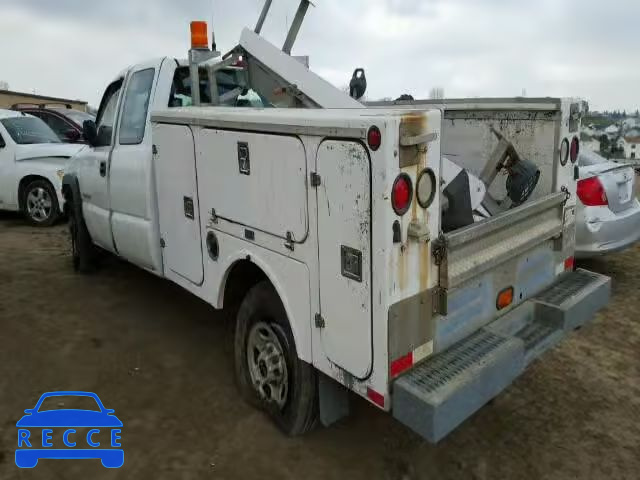 2004 GMC SIERRA C25 1GDHC29U24E319075 image 2
