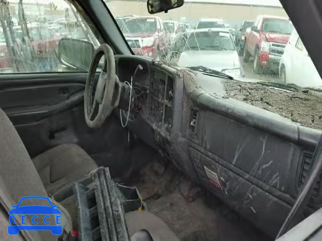 2004 GMC SIERRA C25 1GDHC29U24E319075 image 4