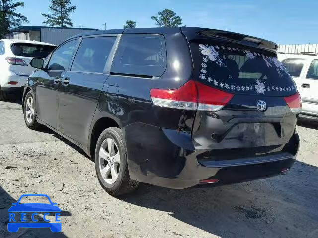 2011 TOYOTA SIENNA 5TDZK3DC2BS027434 image 2