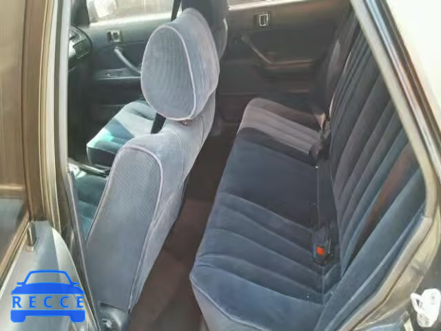 1989 TOYOTA CAMRY LE JT2SV22E7K3351688 image 5