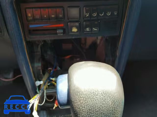 1989 TOYOTA CAMRY LE JT2SV22E7K3351688 image 8