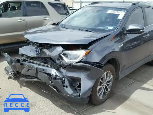 2017 TOYOTA RAV4 HV LE JTMRJREV0HD100939 image 8