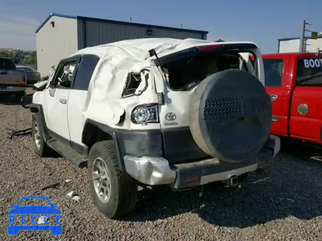 2011 TOYOTA FJ CRUISER JTEBU4BF9BK109436 image 2