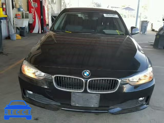 2013 BMW 320I WBA3B1C52DF462256 Bild 8