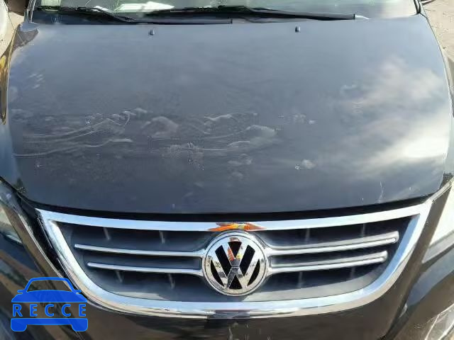 2011 VOLKSWAGEN ROUTAN SEL 2V4RW5DG1BR695159 image 6