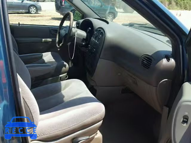 2002 CHRYSLER VOYAGER LX 1C4GJ45312B572692 image 4