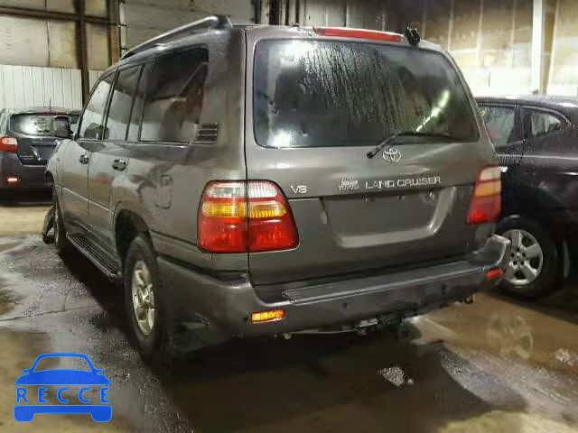 2001 TOYOTA LANDCRUISE JTEHT05J712002678 image 2