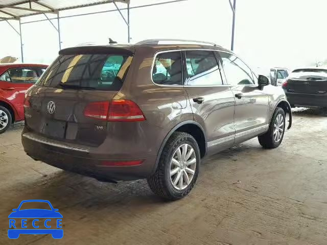 2011 VOLKSWAGEN TOUAREG V6 WVGFF9BP8BD007101 Bild 3