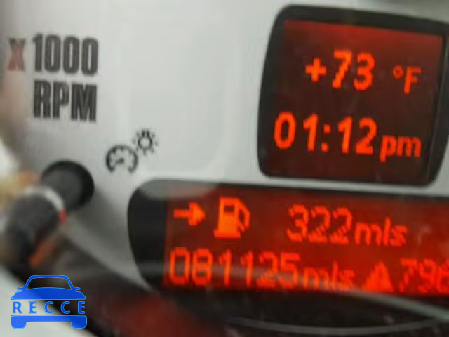 2010 MINI COOPER CLU WMWML3C59ATX37714 image 7