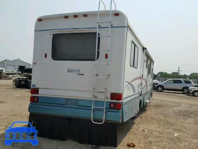 1995 CHEVROLET P30 1GBLP37N9S3313288 image 3