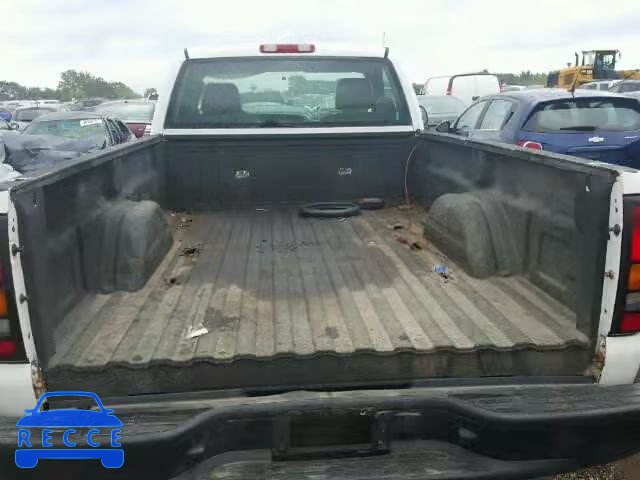 2004 GMC SIERRA C25 1GTHC24U04E247076 image 5