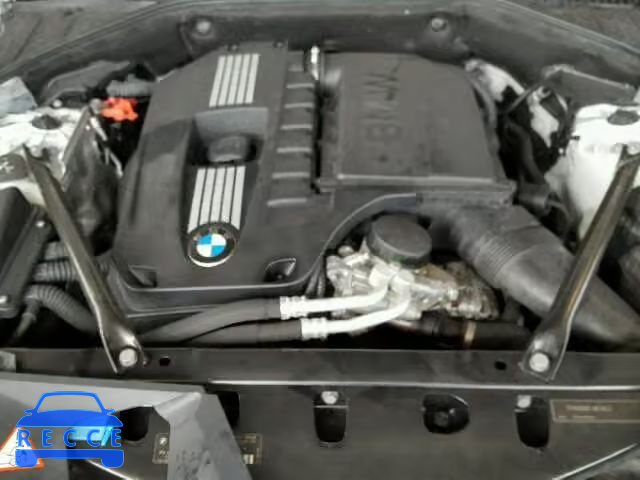 2011 BMW 740I WBAKA4C53BC612499 Bild 6