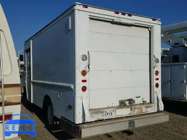 1984 CHEVROLET P30 1GCJP32J1E3352629 image 2