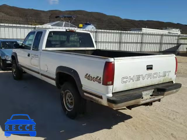 1998 CHEVROLET K2500 1GCGK29J0WE156552 image 2