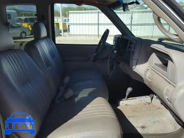 1998 CHEVROLET K2500 1GCGK29J0WE156552 image 4